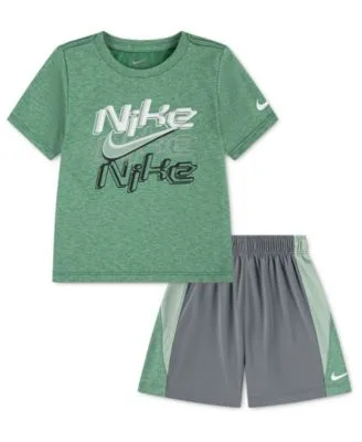 Short Sleeve T-Shirt Shorts 2-Piece Set by Nike