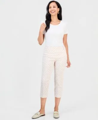 Chain Rivet Capri Pull on Mid Rise Geometric Pants by JM Collection