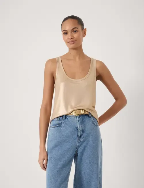 Metallic Scoop Neck Slub Vest by Hush