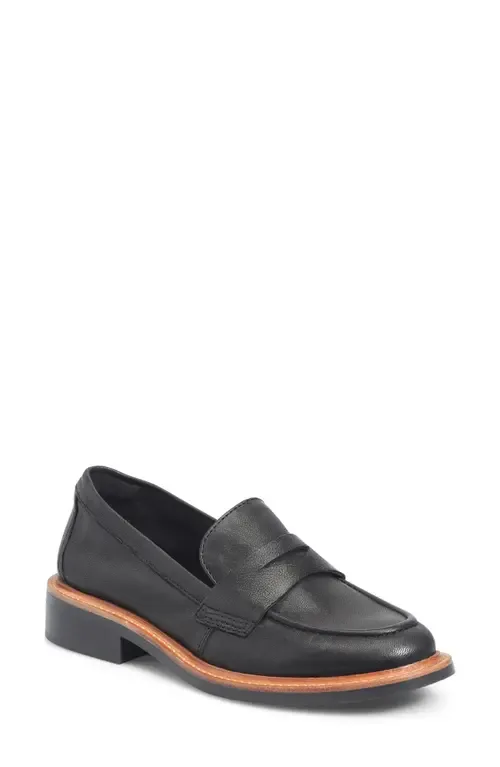 Mara Penny Loafer by Söfft