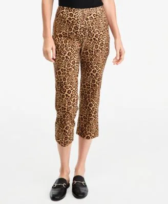 Leopard Rivet High Waisted Pull on Capris by JM Collection