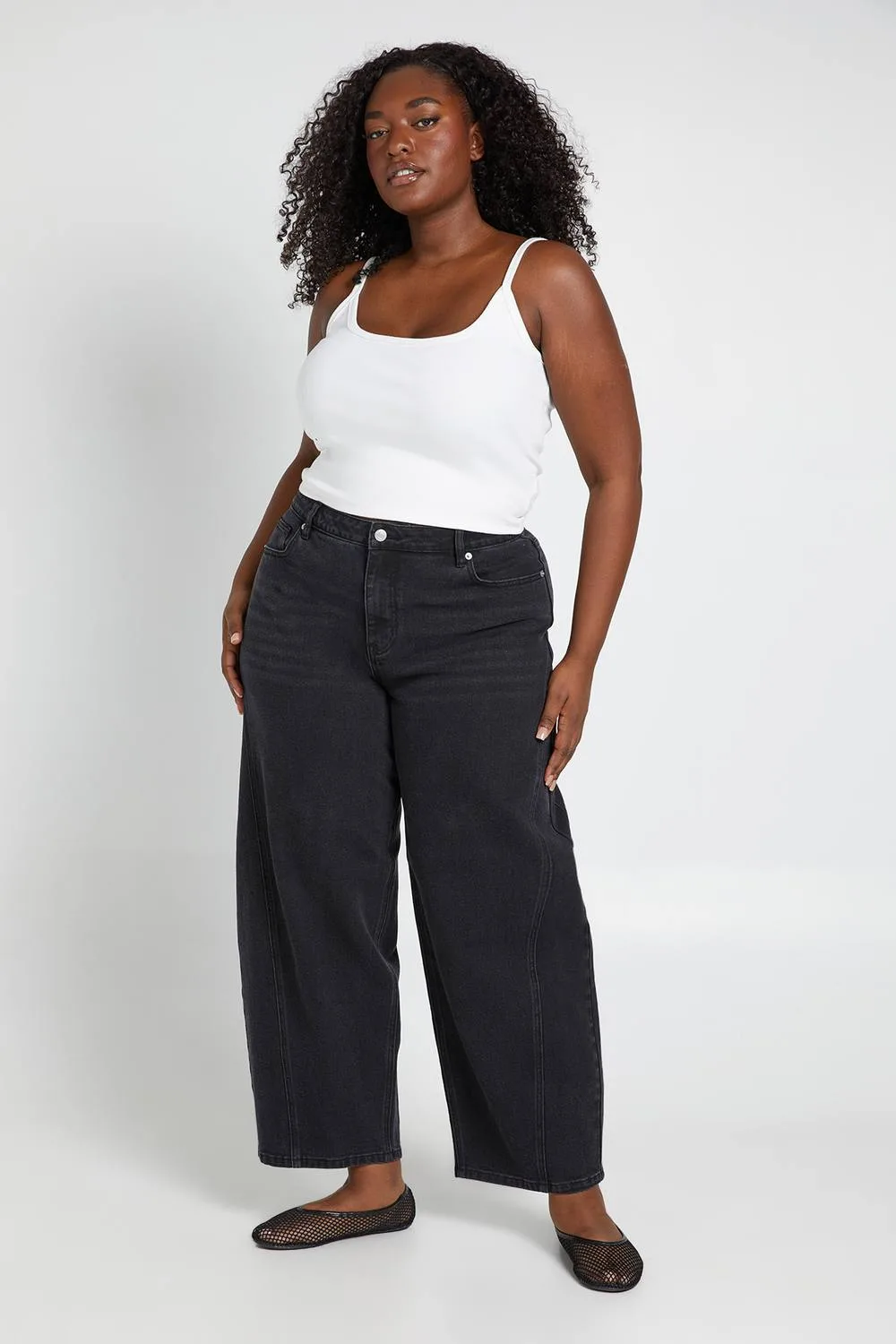 The Mid Waist Barrel Jean by boohoo