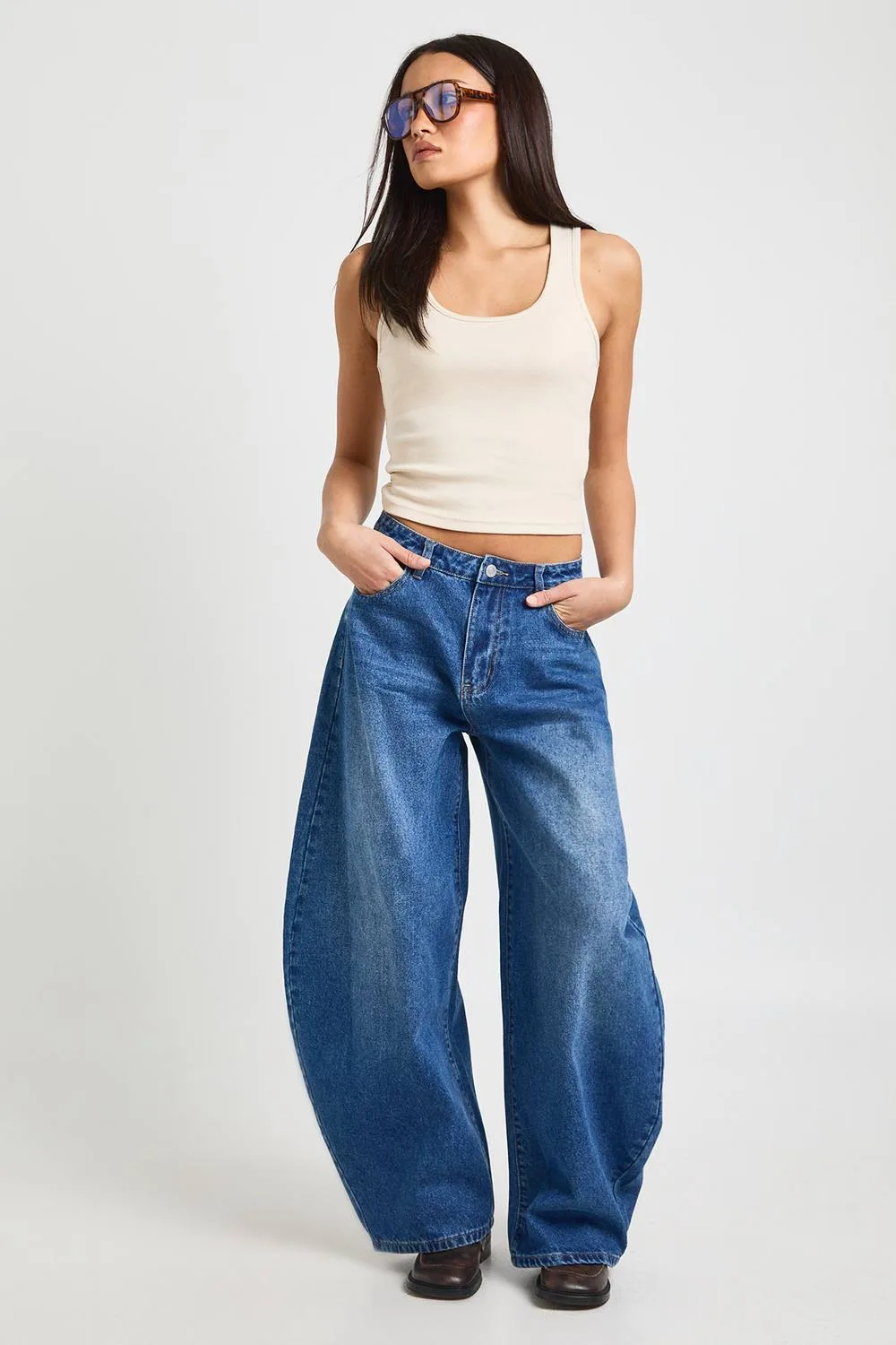 High Waist Relaxed Horseshoe Jean