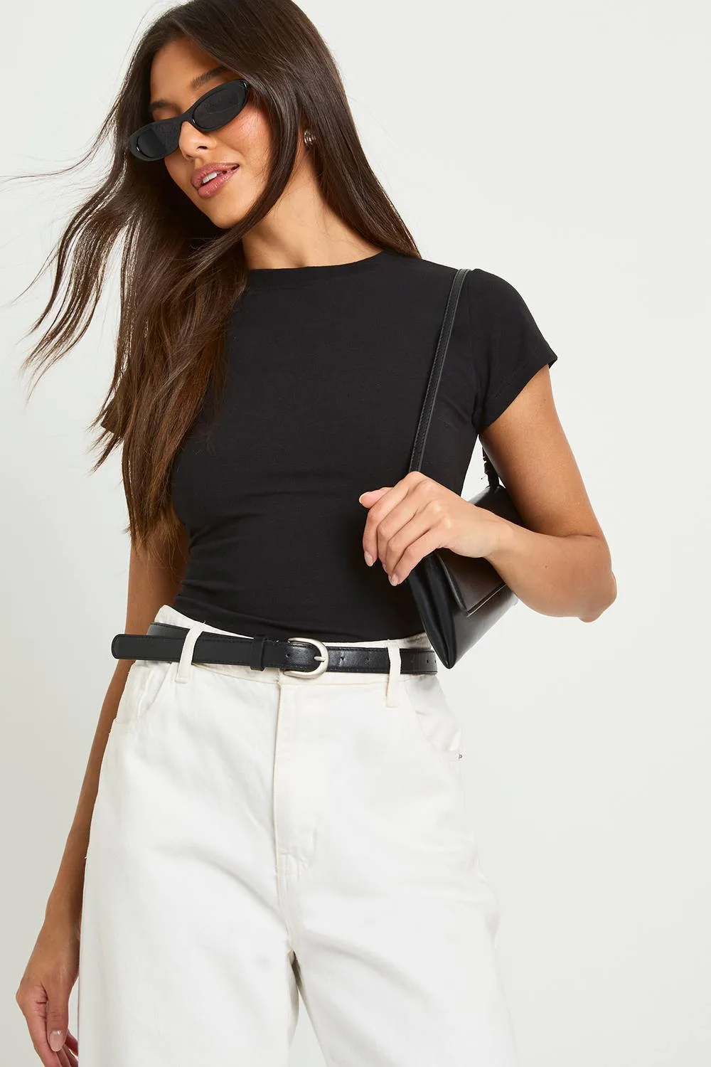 Basic Short Sleeve Fitted Top by boohoo