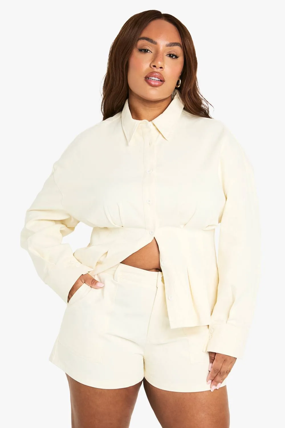 Twill Mom Short by boohoo
