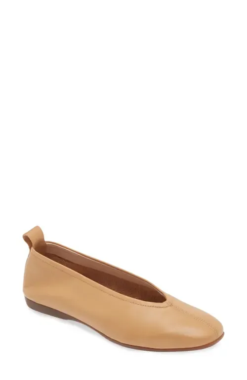 Ballet Flat by Wonders