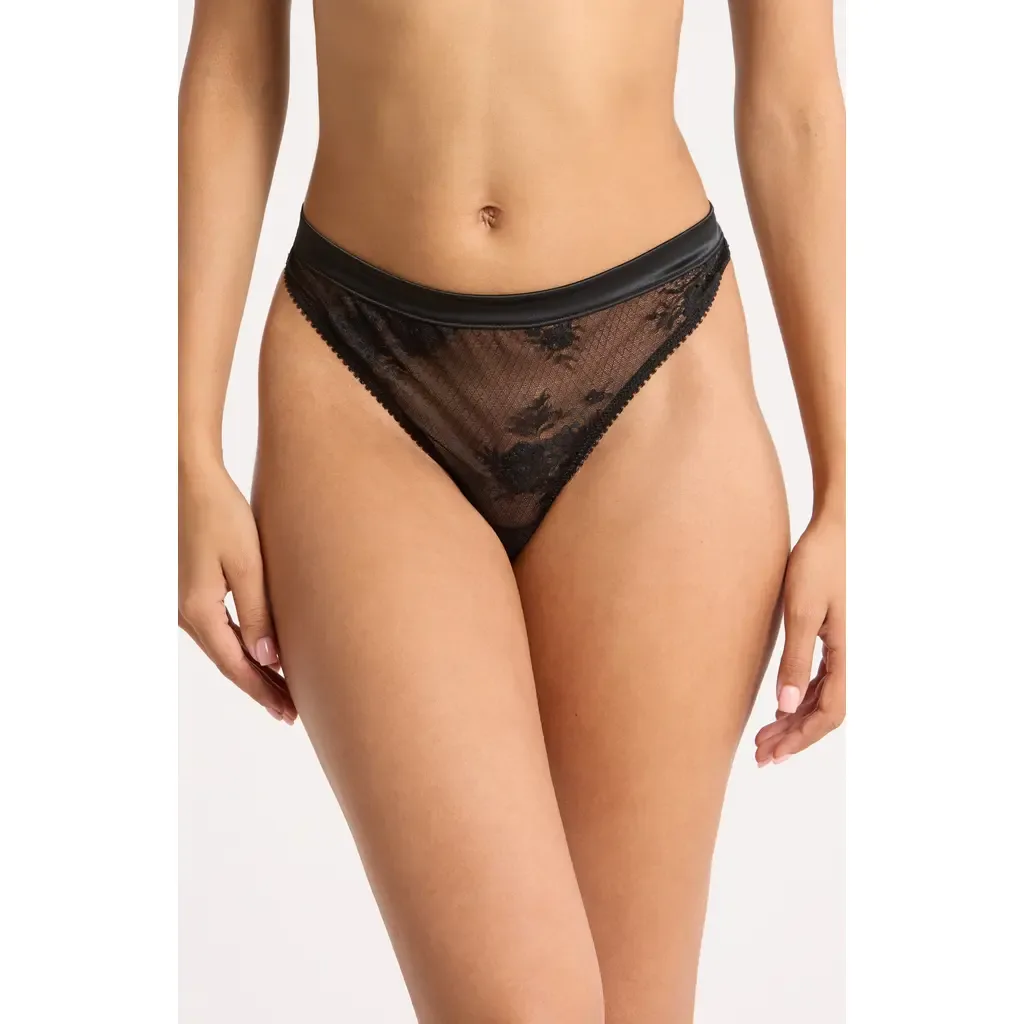 Louise Lace Thong by Simone Perele