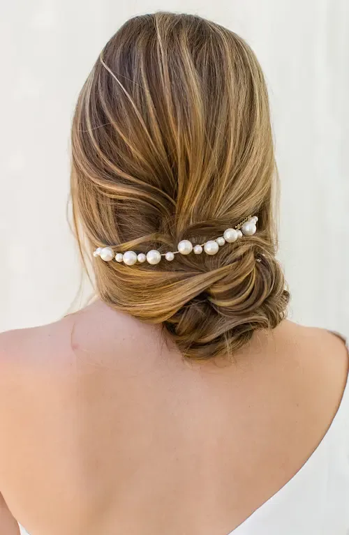 Gabriela Halo Hair Comb by Brides & Hairpins