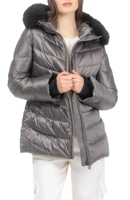 Apres-Ski Mid Jacket with Detachable Genuine Shearling Hood Trim by GORSKI