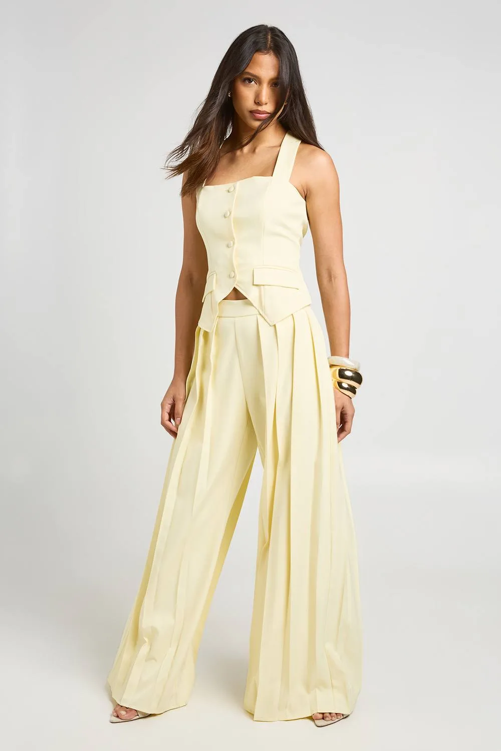 Pleated Extreme Wide Leg Tailored Trousers by boohoo
