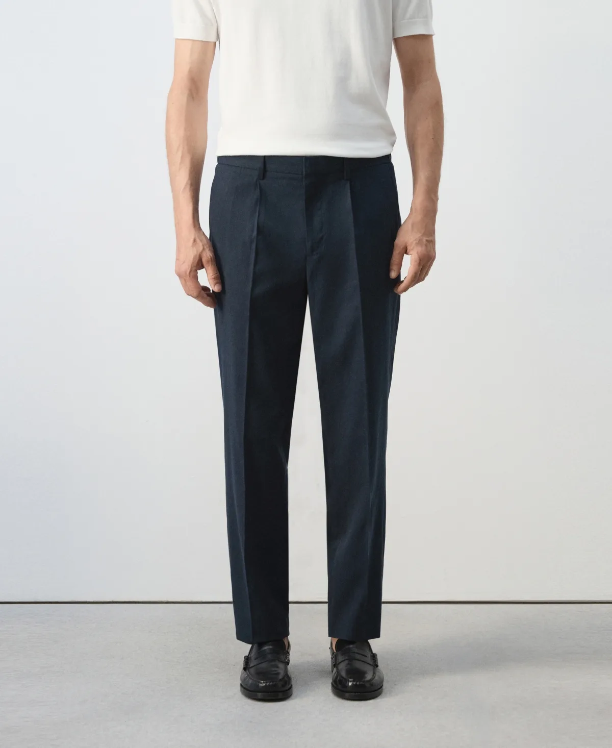 Slim-Fit Linen-Lyocell-Blend Pants by Mango