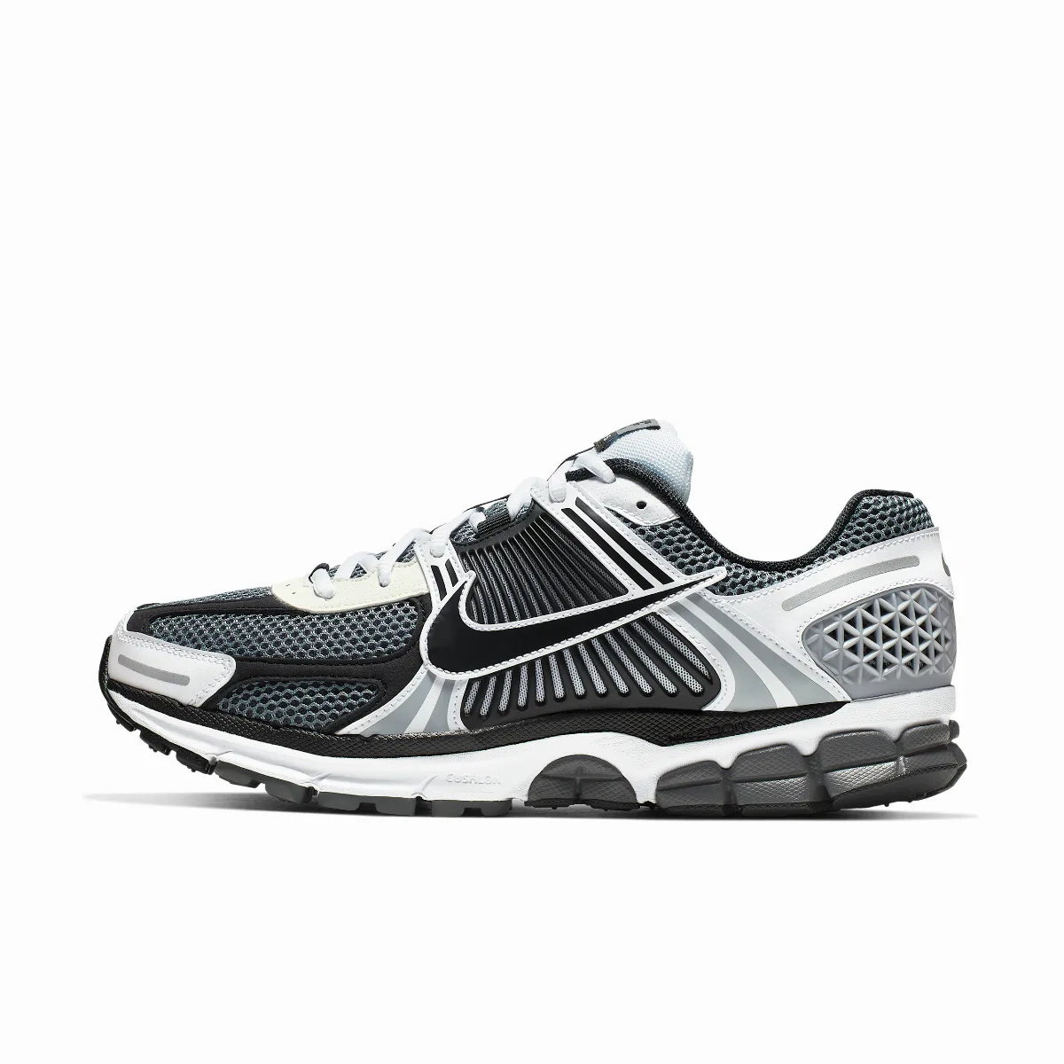 Zoom Vomero 5 SE SP Shoes by Nike