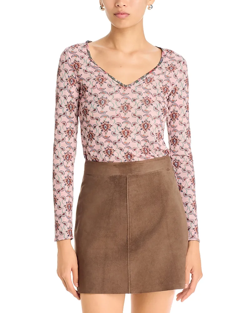 Lindey Wide V Neck Long Sleeve Top by Johnny Was