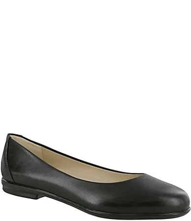 Scenic Leather Ballet Flats