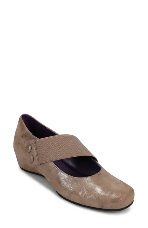 Mary Pump by VANELi