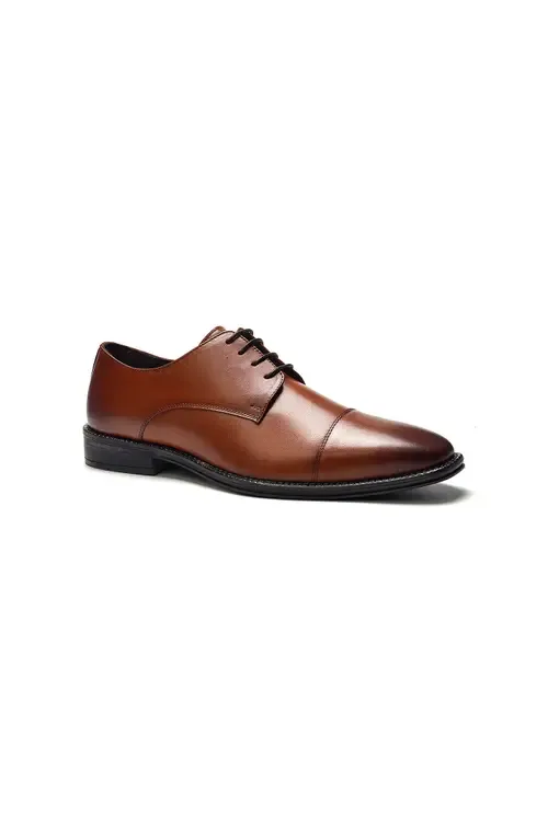 Maddox Cap-Toe Oxford in Leather by A. Veer