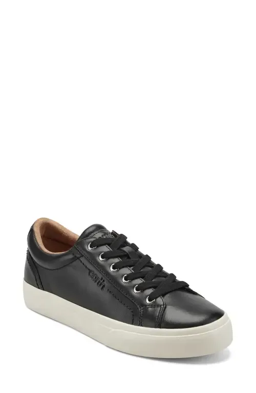 Dailey Sneaker by Earth®