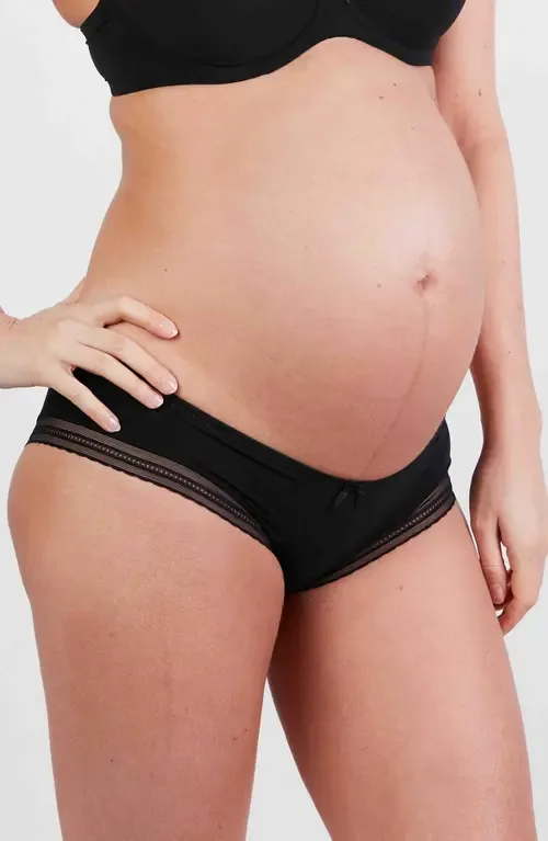 Milk Seamless Low Waist Maternity Briefs by Cache Coeur