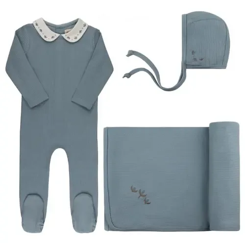 Looms Keepsake Collection Layette Set by Ely's & Co.