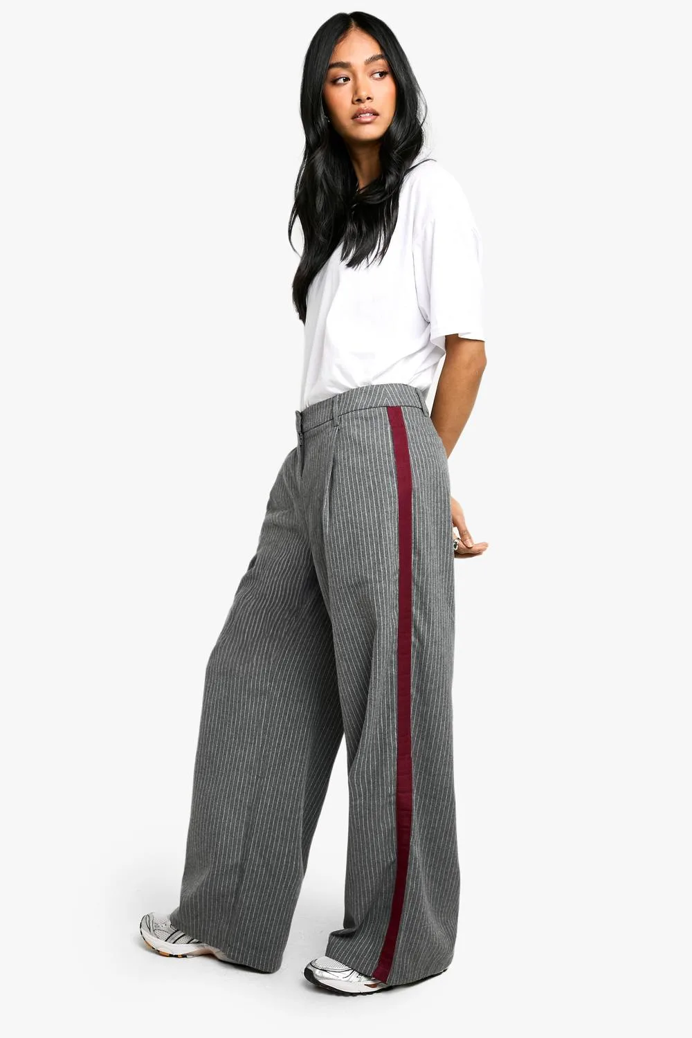 Side Stripe Detail Pinstripe Wide Leg Tailored Trousers by boohoo