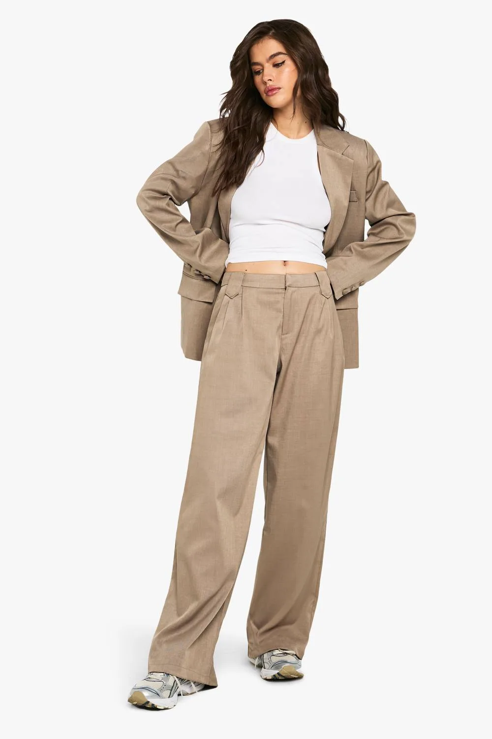 Tailored Straight Leg Trouser by boohoo