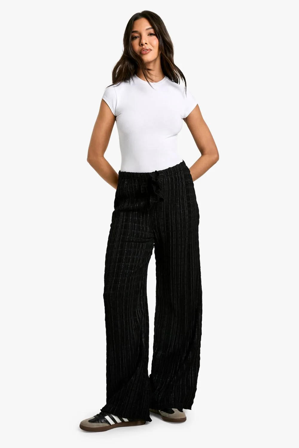 Drawstring Crinkle Texture Trouser by boohoo