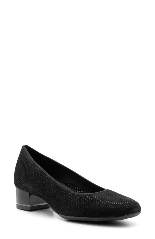 Gabrielle Pump