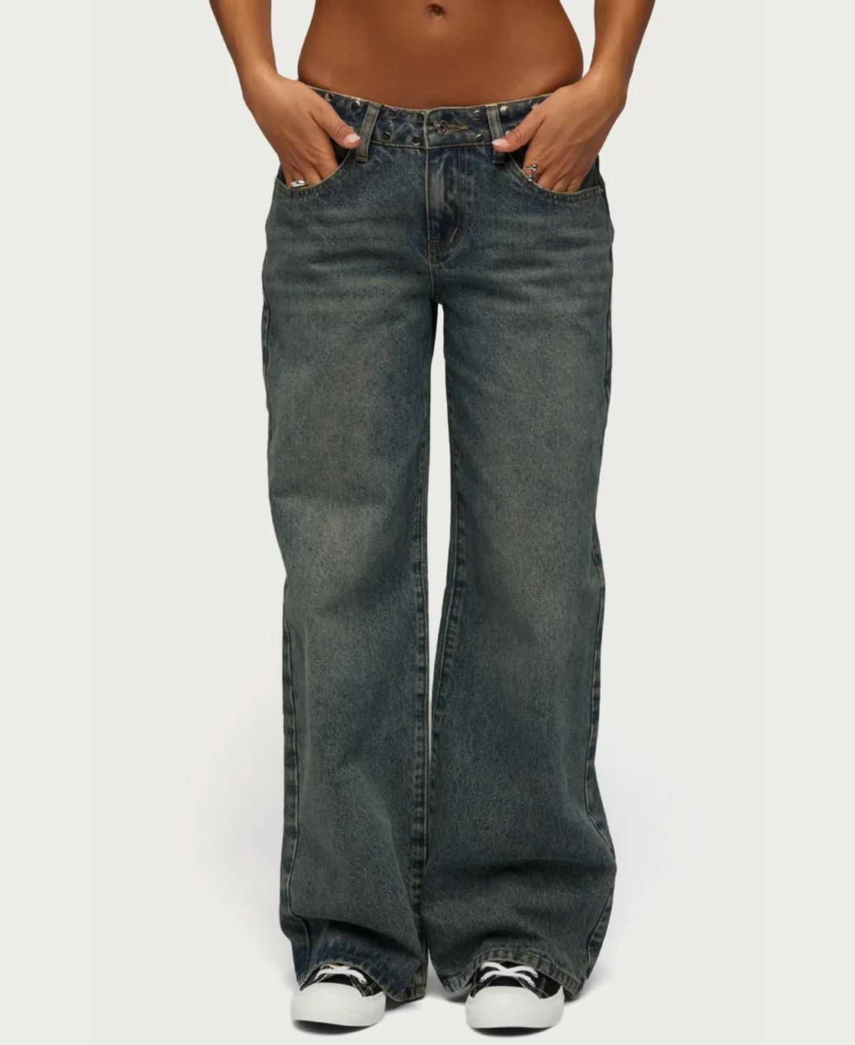 Nyc Low-Rise Baggy Studded Jeans