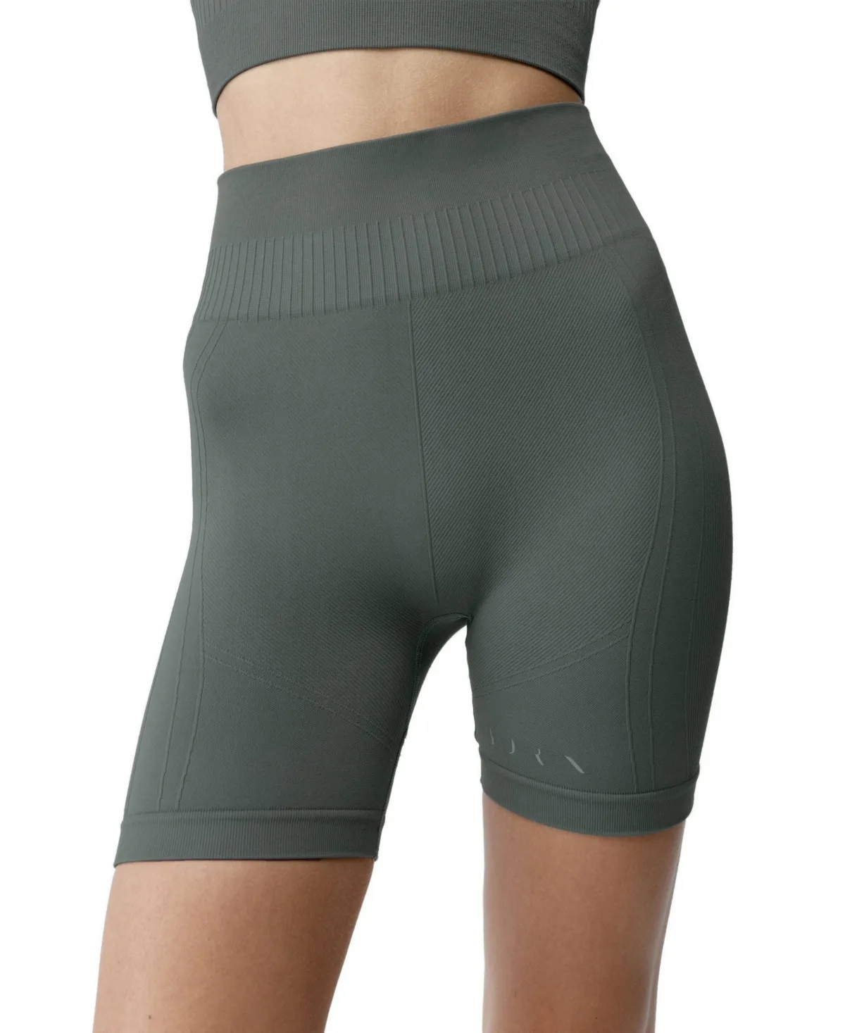 Eris Seamless Sports Short by Born