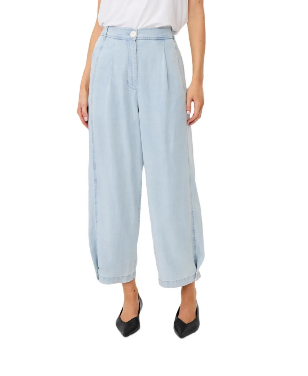 MaPunna Wide Leg Crop Jeans by Masai Copenhagen