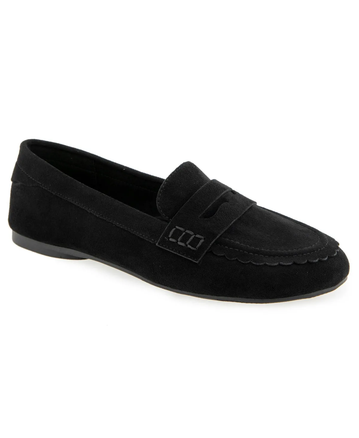 Paola Scalloped Edge Loafer