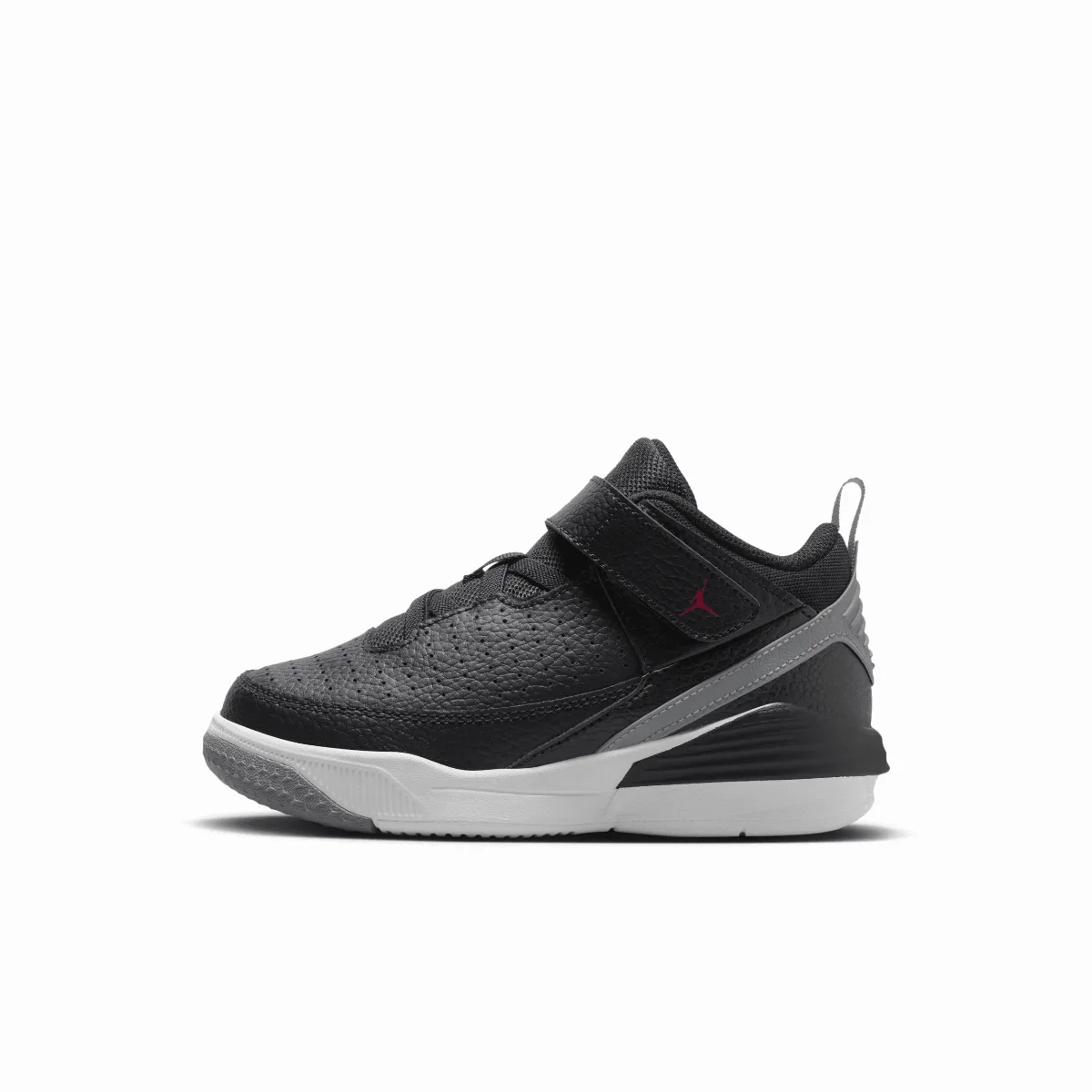 Max Aura 5 Shoes by Jordan