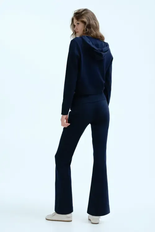 Knitted Yoga Pants by H&M