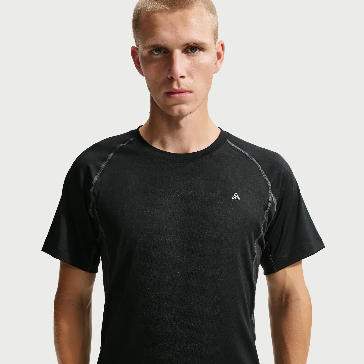 Nike ACG Wildsee Dri-FIT Short-Sleeve Base Layer Top