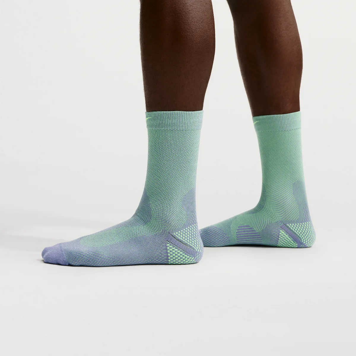 Run Lightweight Running Crew Socks (1 Pair) by Nike