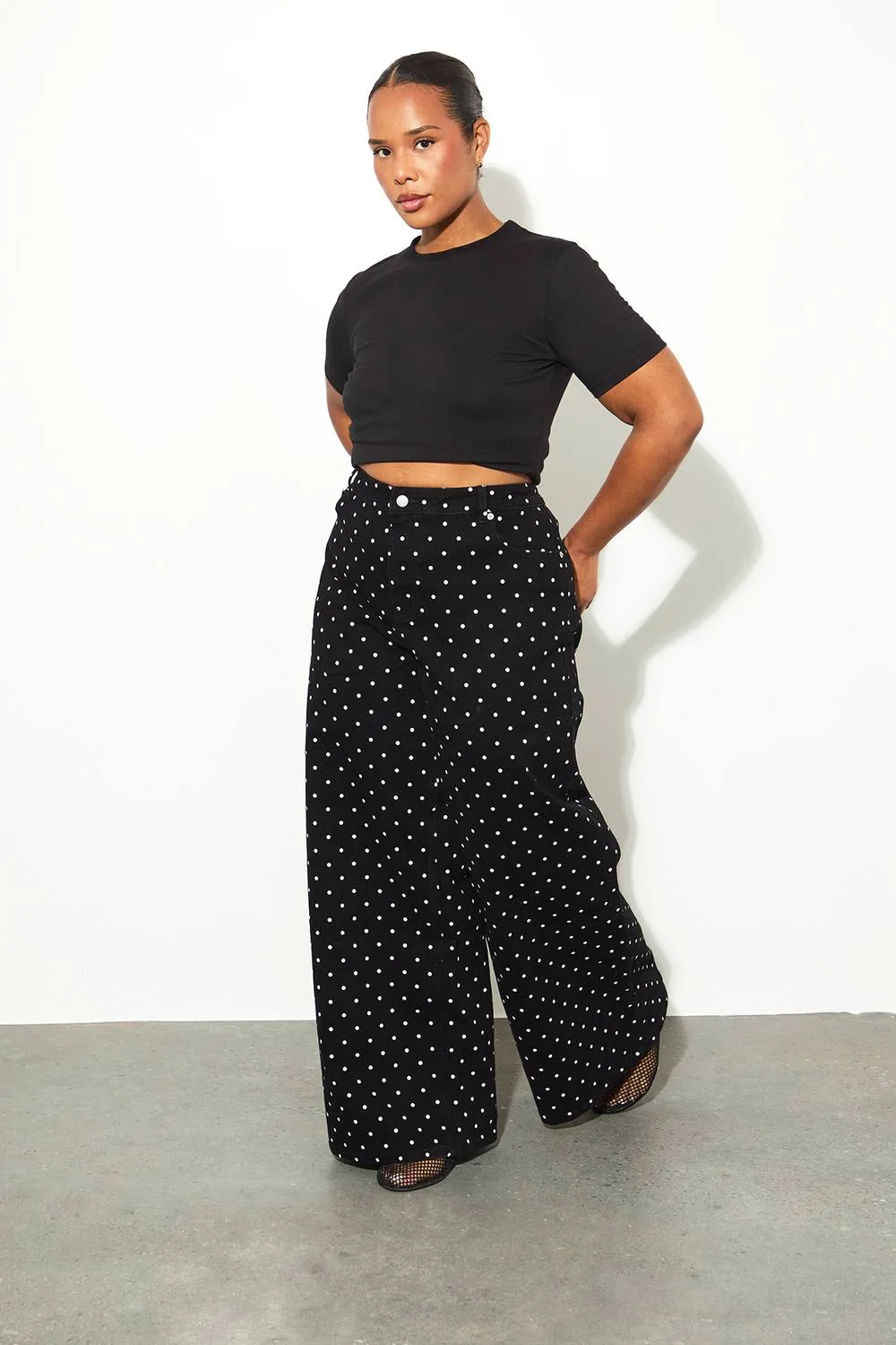 Polka Mid Waist Wide Leg Jean by boohoo