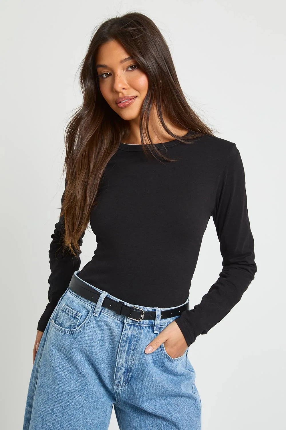 Basic Long Sleeve Fitted Longline Top by boohoo