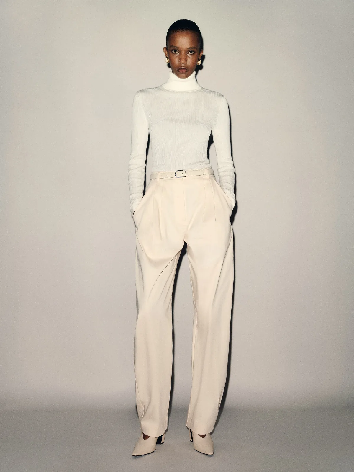 Ophelia Tissue Cashmere Turtleneck by Reformation
