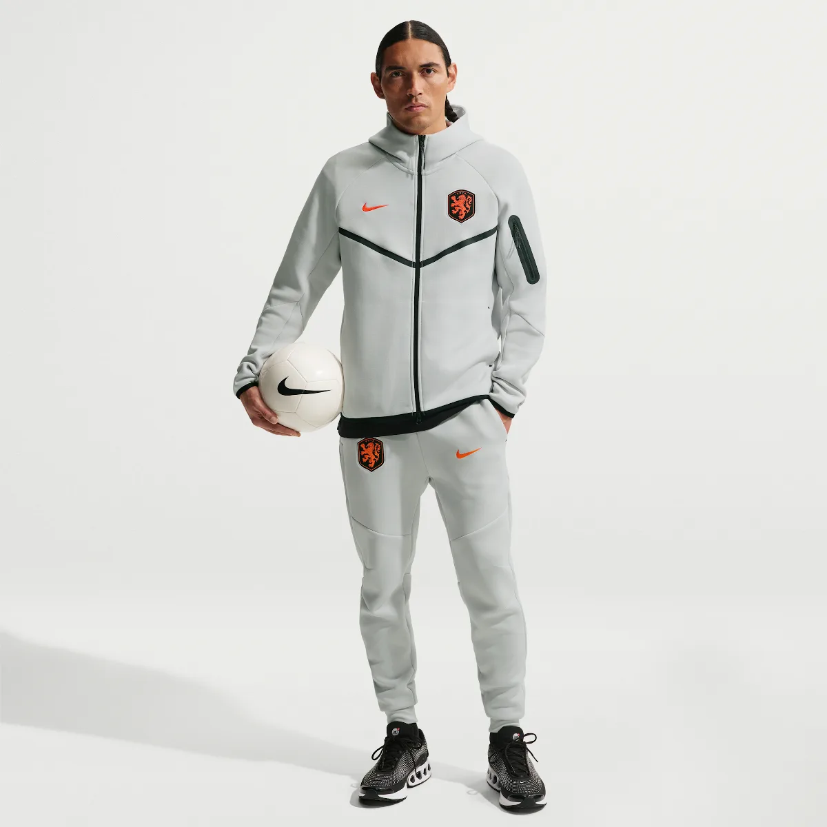 Netherlands Tech Fleece Soccer Jogger Pants by Nike