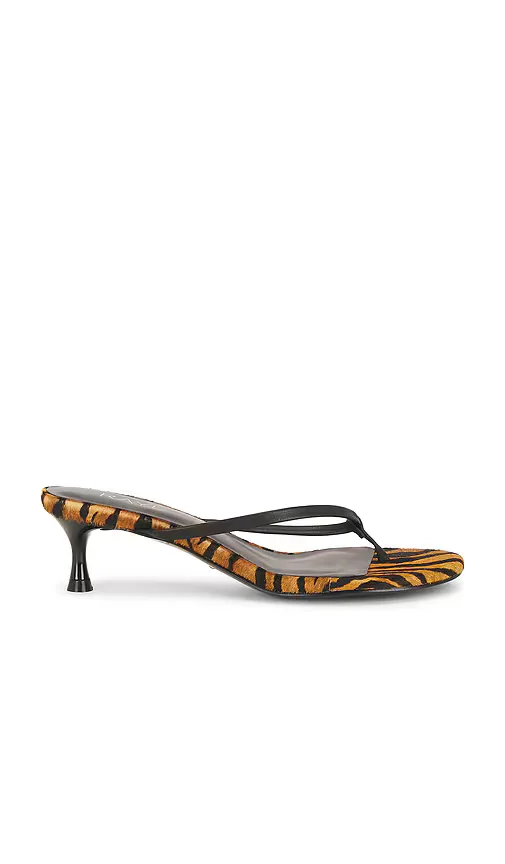 Kimme Sandal by RAYE