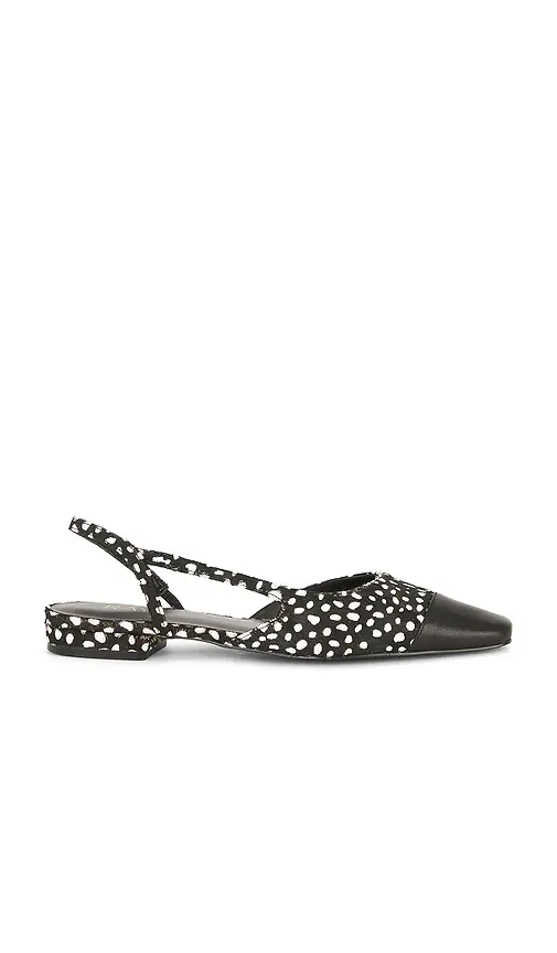Dorit Flat