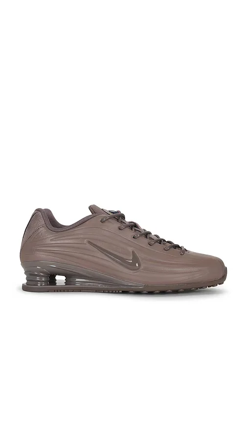 Shox Z S Sneaker by Nike