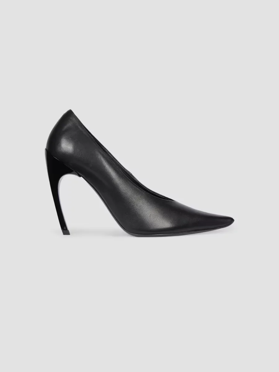 Choc Decollette 100MM Leather Curved-Heel Pumps by Roger Vivier