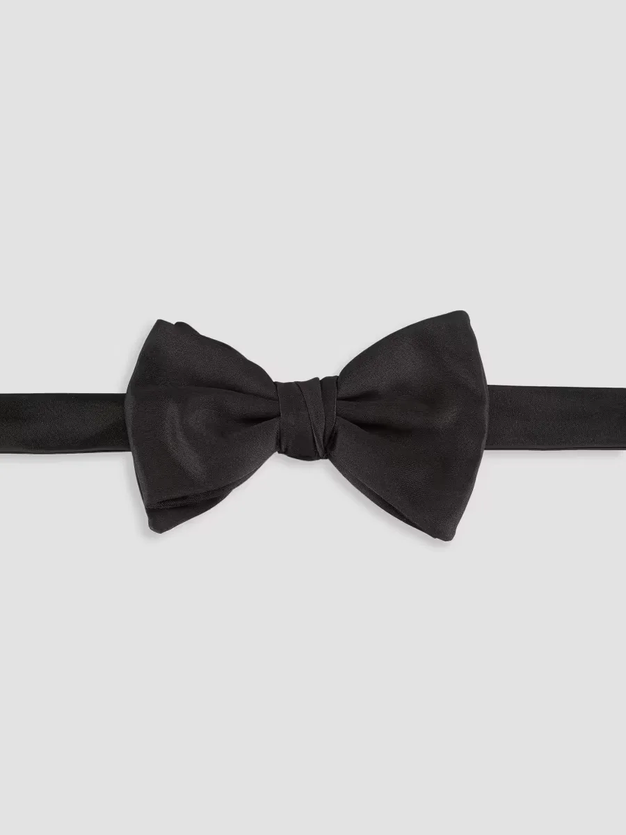 Giorgio Armani Silk Bow Tie by Armani