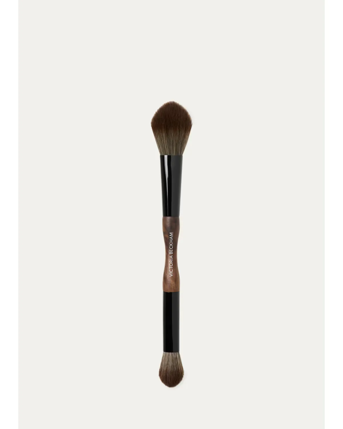 Brush 13, Sculpt and Blend by Victoria Beckham