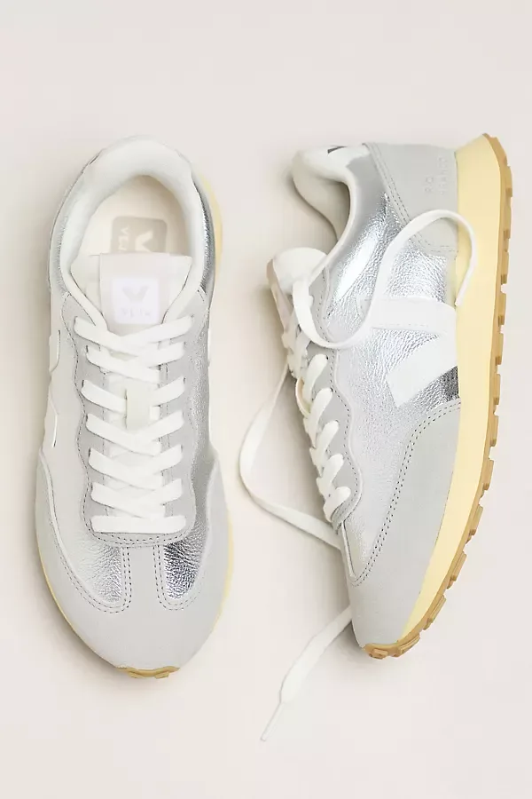 Rio Branco II Sneakers by VEJA