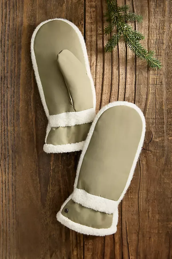 Hestra Ronja Insulated Mittens by Terrain