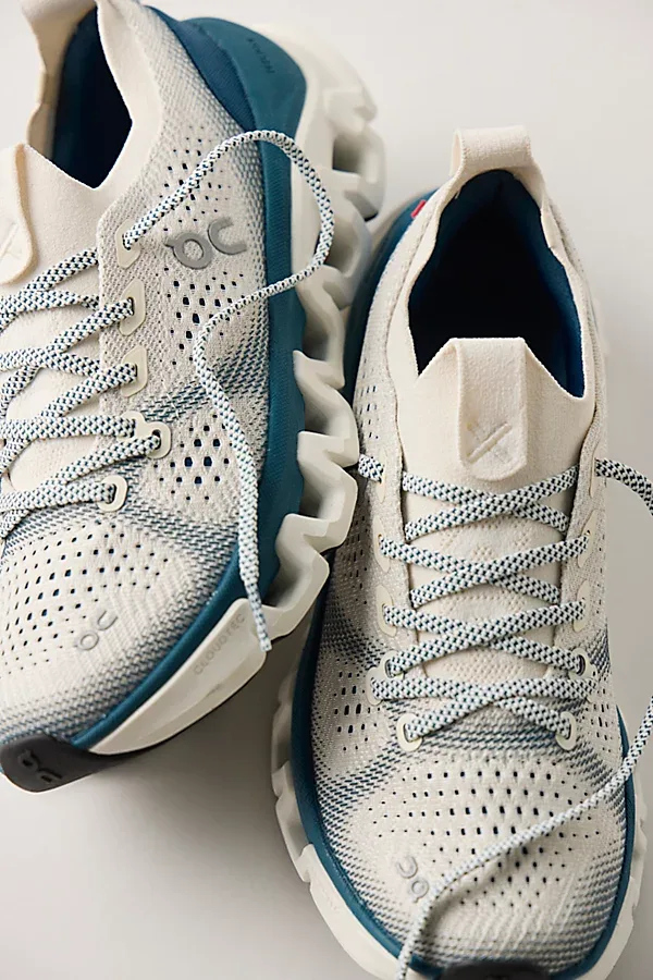 On Cloud x Tempo Sneakers