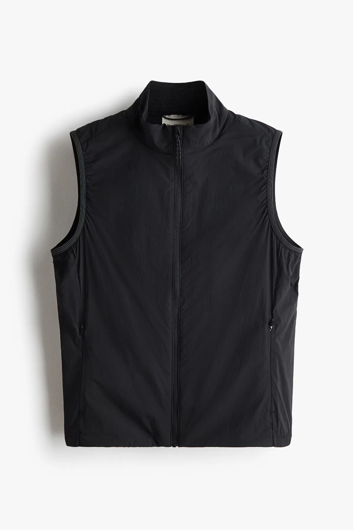 Water-Repellent Sports Vest by H&M