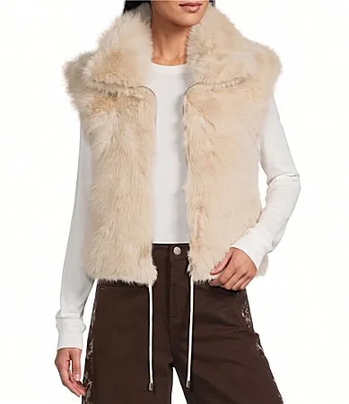 Gilet Faux Fur High Collar Sleeveless Front Zipper Vest by Apricot London